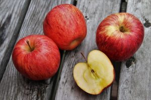 肌に効く！おすすめのりんごの食べ方